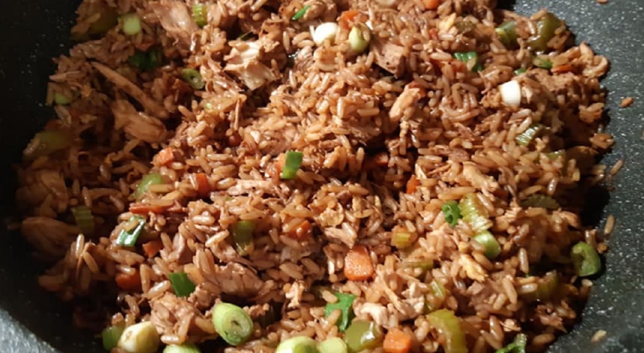 Recette: Riz frit au poulet et l�gumes.