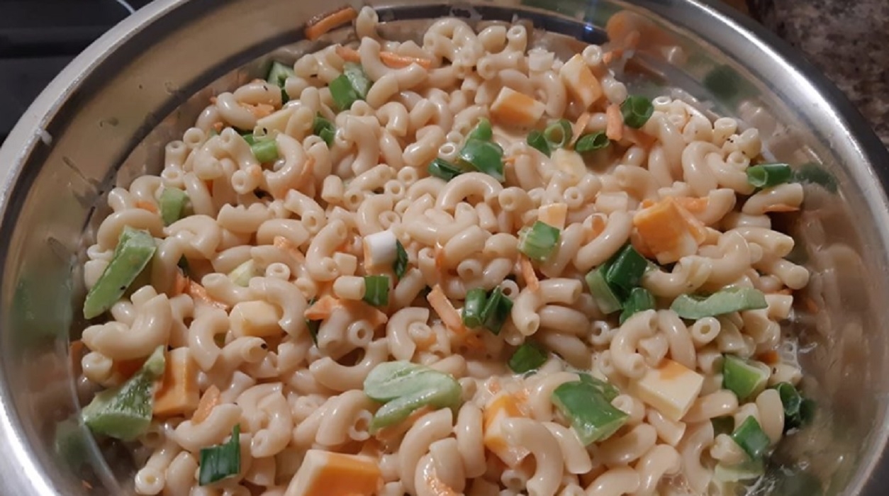 Recette: Salade de macaronis au got sucre.