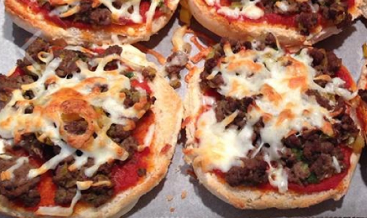 Recette: Pizza sur pain hamburger au boeuf hach.
